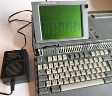 AMSTRAD PPC640D PORTABLE PERSONAL COMPUTER LCD + PSU & CARRY BAG + PROGRAMS