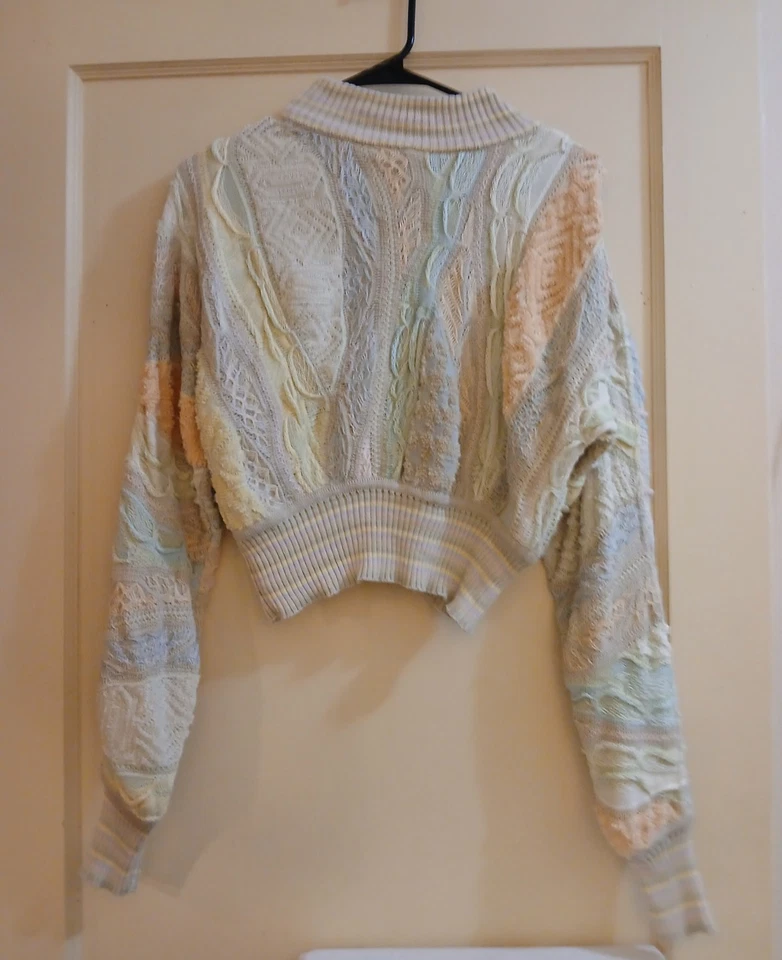 Vintage RARE 1980s COOGI Australia Women/Teen Pastel 3D Knit Crop Sweater Sz S - Image 3 of 4
