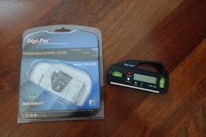 DigiPas DWL80E Pocket Digital Level Electronic Angle Gauge finder Protractor