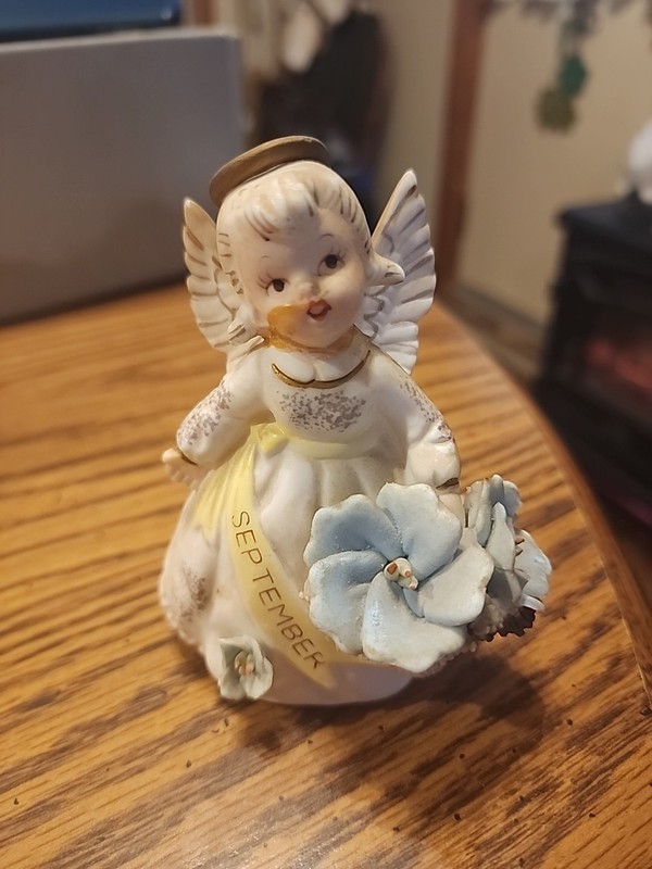 Vintage Lefton September Birthday Angel  Flower Porcelain 4" Japan DISCLAIMER 