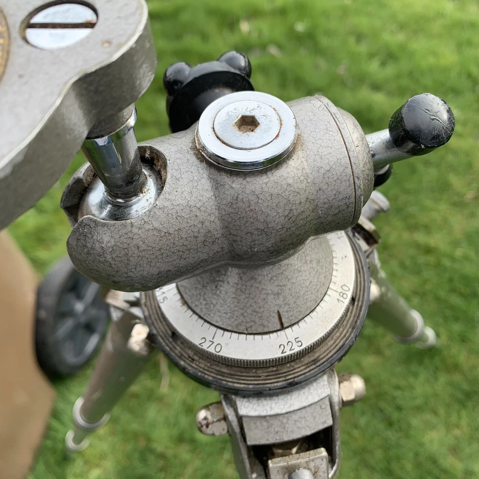 GITZO Tripod Studex Performance & Gitzo Brevete Ball Mount Tripod Head France - Image 4 of 4