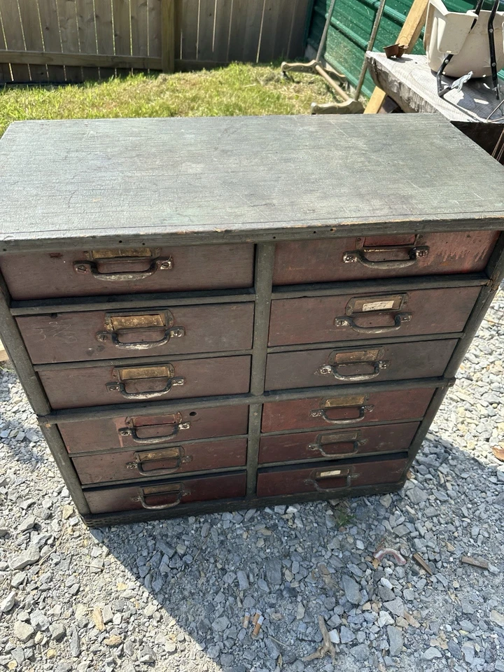 Antiguo gabinete de música industrial rústico entrada boticario multi cajón años 1900 Foto 4 de 4