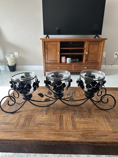 3 Cup Black Metal Floral Scroll Candle Holder w/ Clear Glass Votive Cups