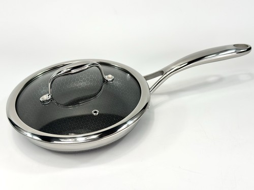Hexclad Hybrid Nonstick Frying Pan Skillet Cookware 8” + Lid - EXCELLENT - Picture 2 of 12