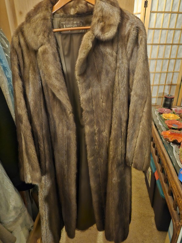 Fabulous Vintage Georges Kaplan ( Paris, 5th Ave NYC) Full Length Mink Coat L/XL