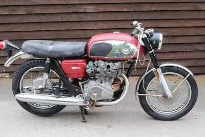 Honda CB450 CB 450 Blackbomber 1966 Restoration Project US Import. - Image 1 of 4