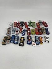 VINTAGE LOT OF 31 Matchbox, Hot Wheels and Yatming Toy Cars