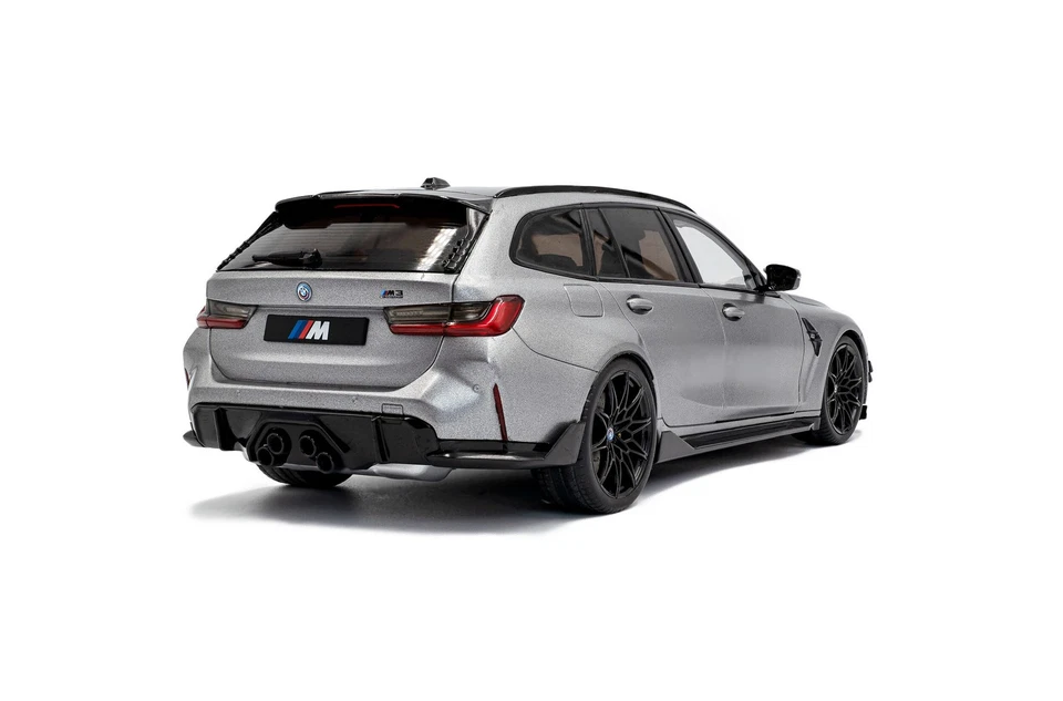 BMW M3 Touring Performance 2024 Grey 1/18 - S1813702 SOLID - Image 3 of 4