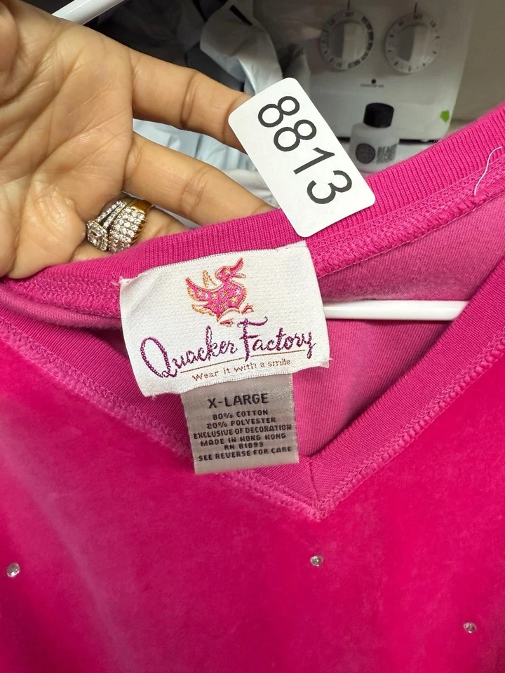 Quacker Factory Women's Sweater Pink Rhinestone Embellishment XL - Image 3 of 4