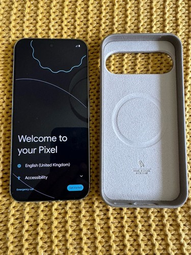 Google Pixel 9 Pro 128GB, Hazel Green - Unlocked - Excellent - Picture 4 of 5