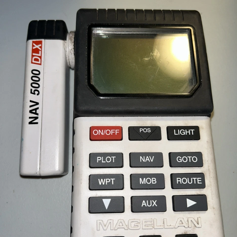 Magellan NAV 5000DLX Personal Navigator GPS Handheld Unit Only Untested - Image 2 of 4