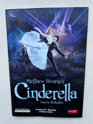 Mathew Bourne  s SWAN LAKE Theatre tour programme