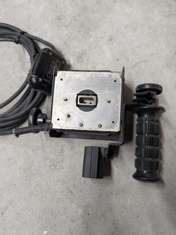 Vintage Lowel DP Light Head D21927 (Needs Bulb / Reflector) - Image 2 of 4