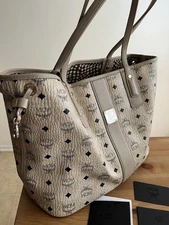 MCM Women's Liz Shopper Visetos Medium Beige Without Zip Pouch Pre-owned