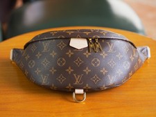 Louis Vuitton Bumbag Monogram Canvas Shoulder Bag Crossbody Excellent