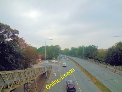 Foto 6x4 Verkehr auf der A316 Chertsey Road in Twickenham vom Fuß aus gesehen c2014