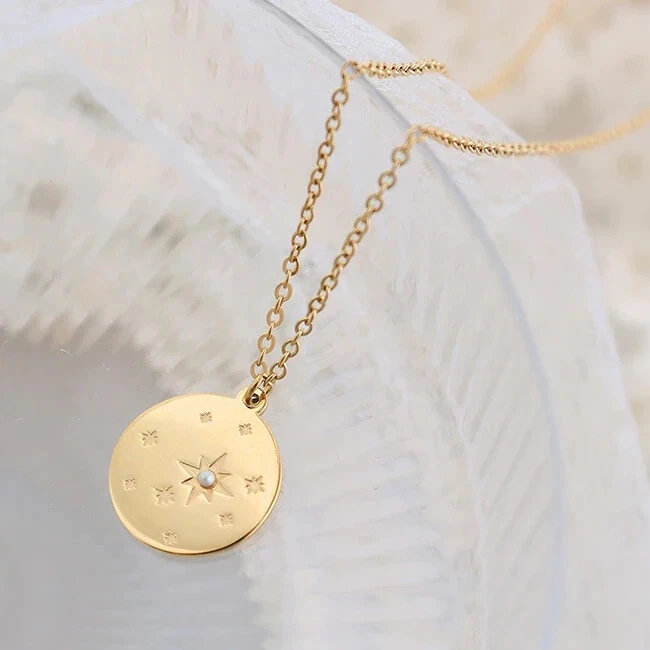 Daniella draper shop star necklace