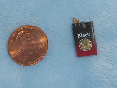 Jun Planning PULLIP DOLL TAEYANG 1/6 Black Cigarettes Pack 11 12'' Doll Prop Card