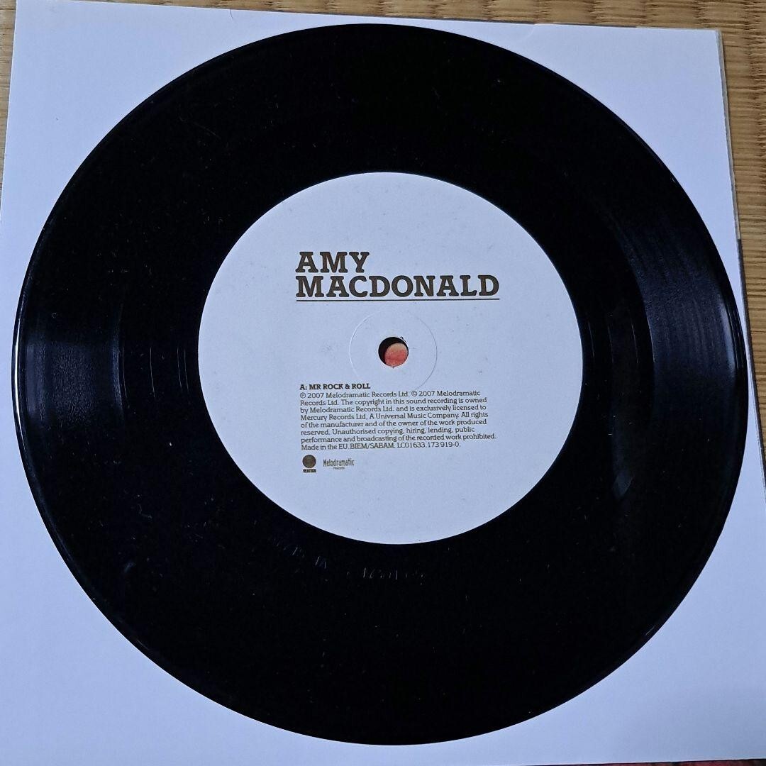 Amy MacDonald / Mr Rock & Roll 7