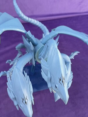 Ultime Dragon Blanc Aux Yeux Bleus plaquée OR 24 carats Yu-Gi-Oh! - The