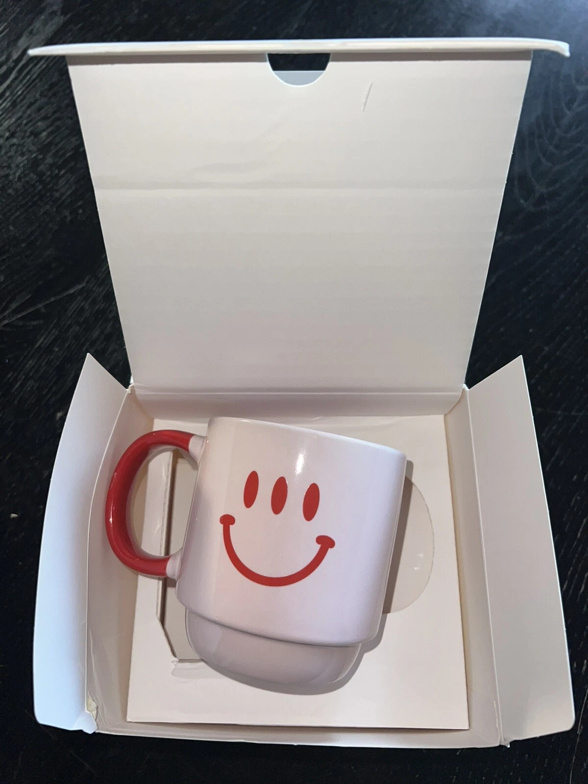 Glossier Smiley Mug - Thumbnail 5