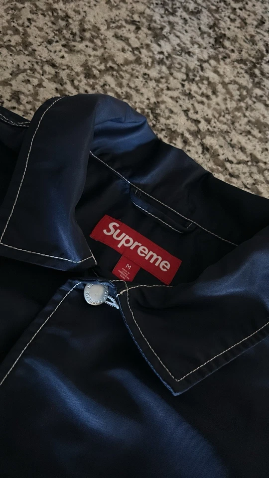 Chaqueta ligera Supreme Foto 2 de 4