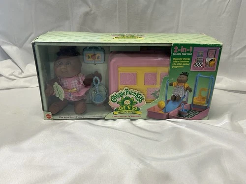 RARE Cabbage Patch Kids Love N Go Babyland School Playset 1996 Mattel 15844 NEW