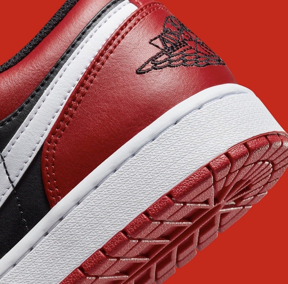 人気 ☆NIKE☆ JORDAN 1 LOW ALTERNATE BRED TOE Amazon.com | Nike Air Jordan 1 Low Men's Shoes Alternate