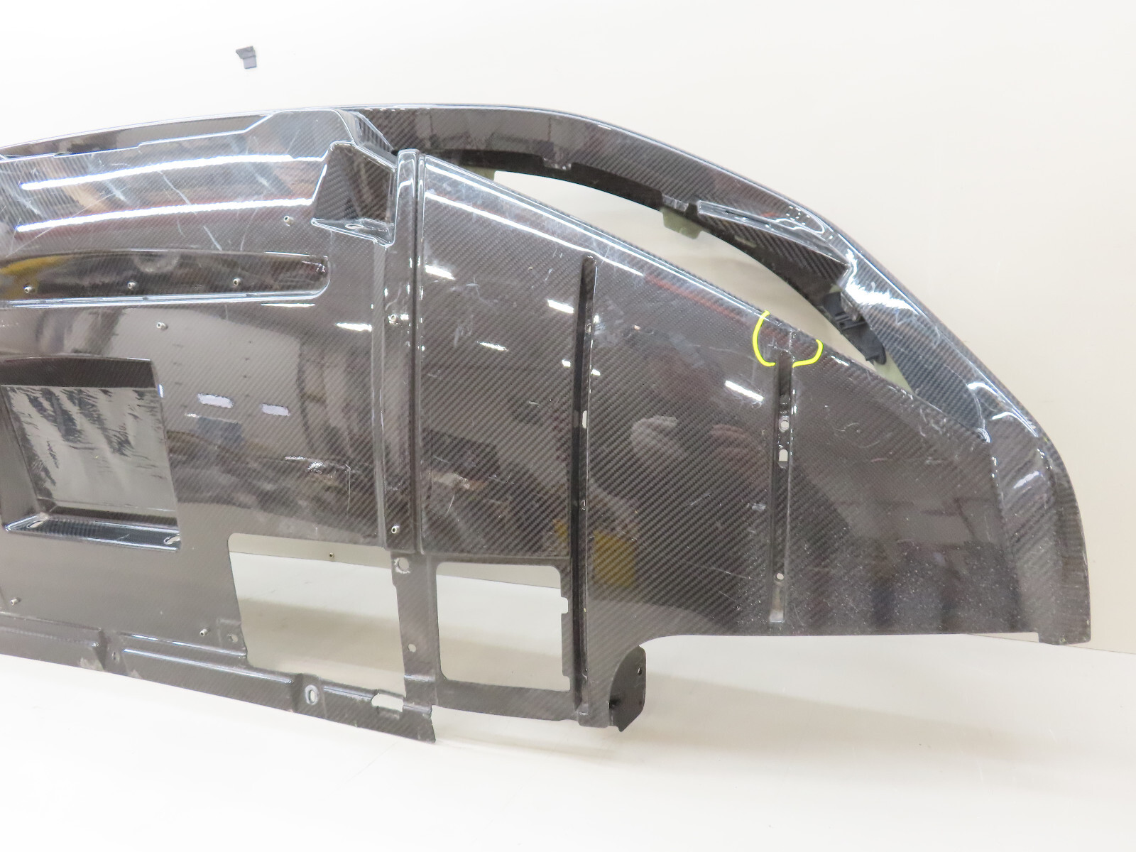 2017-2020 ASTON MARTIN VANTAGE REAR BUMPER COVER DIFFUSER CARBON FIBER OEM