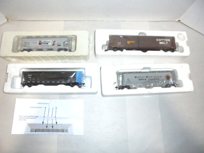 ATLAS HO SCALE BEAUTIFUL LOT OF 4 FREIGHT CARS NEW