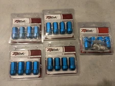 Titek Innovations Lightweight High Grade 7075 Aluminum lug nuts set - blue