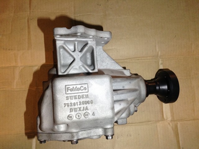 Land rover lr040657