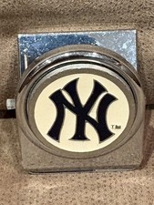 MLB Official New York Yankees Logo Metal Magnet Base Fridge Baseball Clip