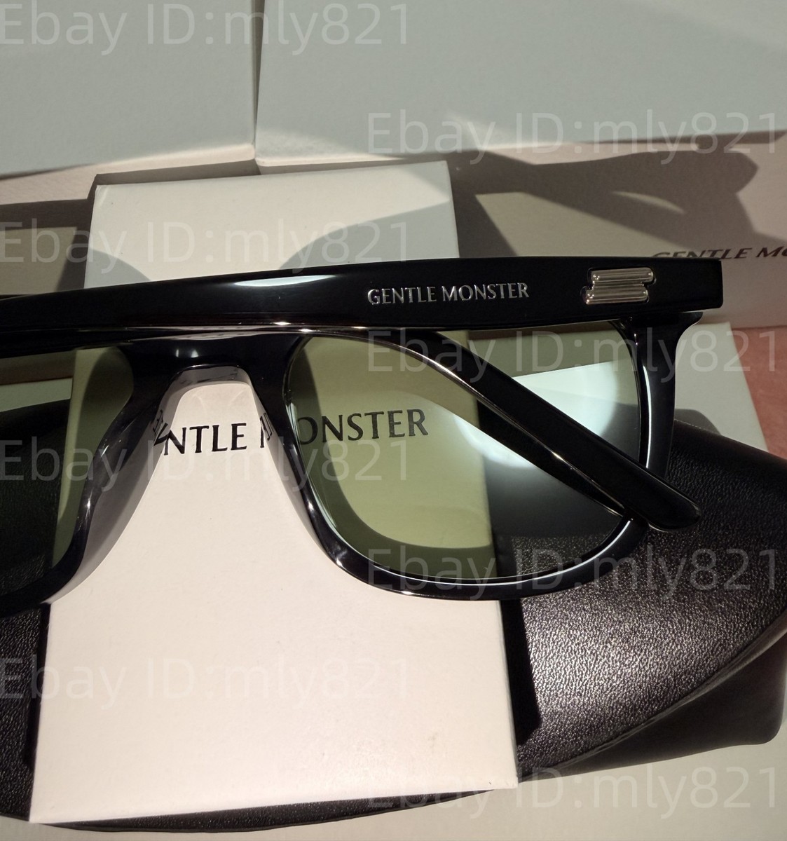 GentleMonster Days Day 01(K) Sunglasses Black Frame Green Lenses