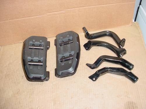  Harley Davidson 23-25 CVO Switchback Mini Footboard and Mount Brackets 15852