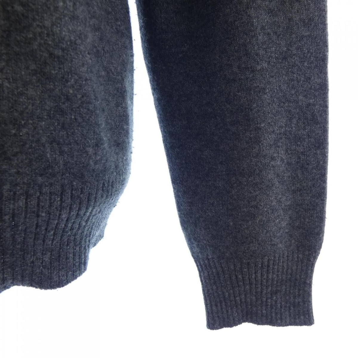 Authentic Miu Miu MIU MIU MMF787 S232 13S1 Cardigan #230-000-425