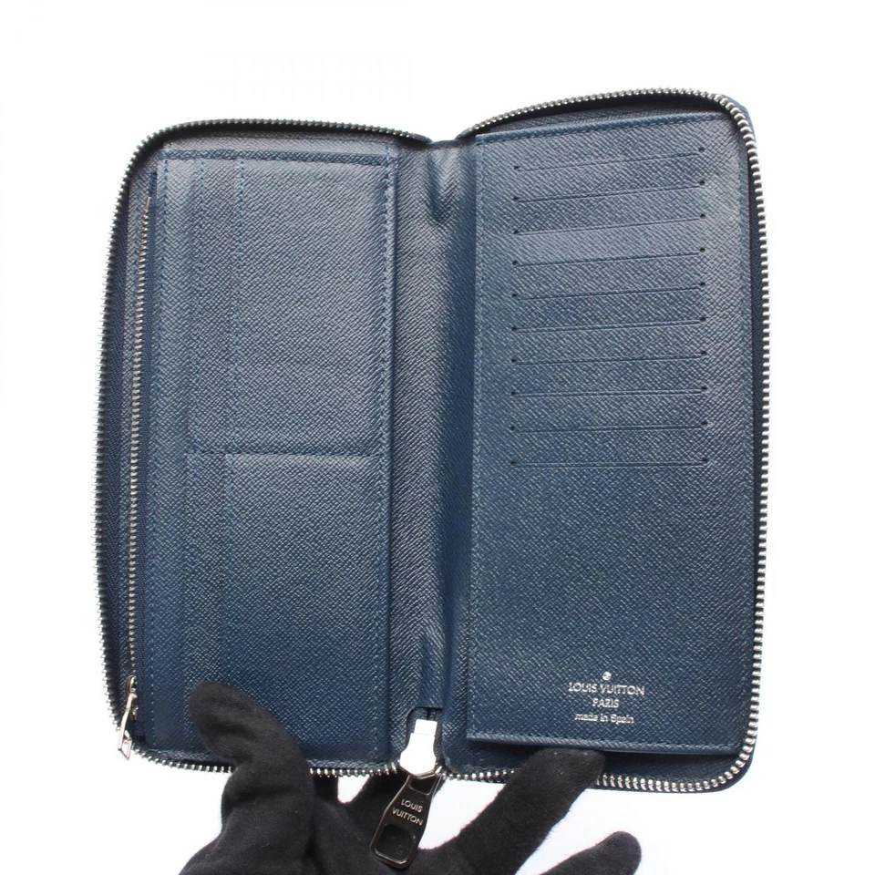 LOUIS VUITTON Zippy Wallet Vertical M30510 Taiga leather Blue Marine Used mens - Image 3 of 4