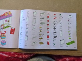 LEGO FRIENDS: Heartlake Gift Delivery (41310) Complete W/ instructions