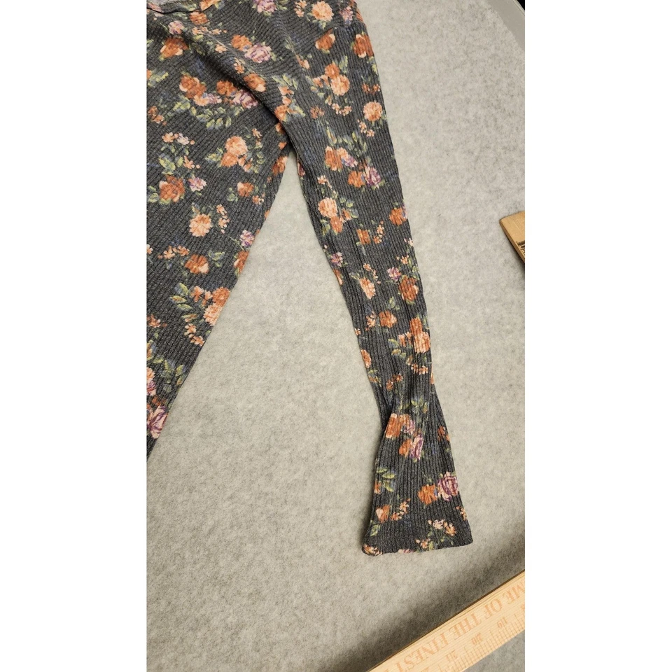 Cárdigan Suéter LuLaRoe Para Mujer Mediano Floral Manga Larga Plumero Bolsillos Acogedor Foto 2 de 4