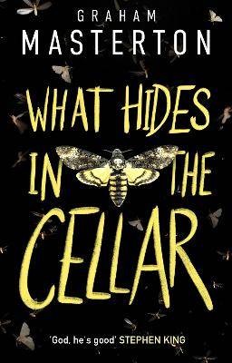 What Hides in the Cellar, Graham Masterton,  Paper