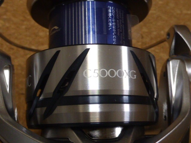 Shimano 23 STRADIC C5000XG Spinning Reel Saltwater & Freshwater