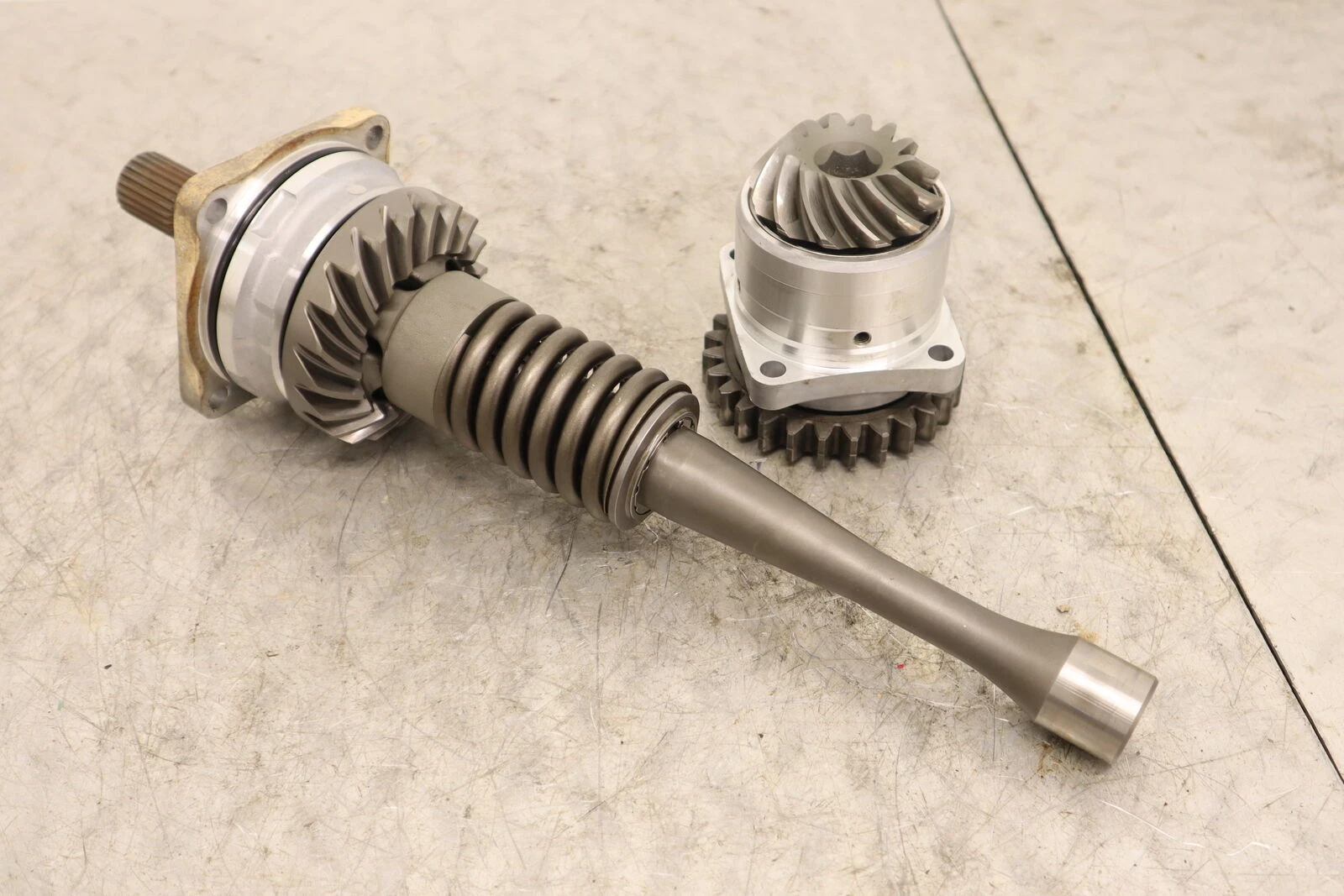 2004 KAWASAKI KFX700 V FORCE OEM OUTPUT DRIVE SHAFT BEVEL GEARS