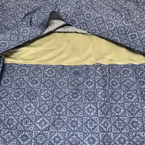 Cabelas Shirt Mens Size L Blue Geometric Short Sleeve Button Up Pocket Vented - Picture 8 of 8