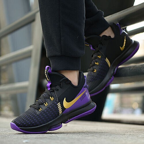 Nike Lebron Witness V Black/Metallic Gold Purple LA LAKERS Nike Lebron Witness V Black/Metallic Gold Purple LA LAKERS