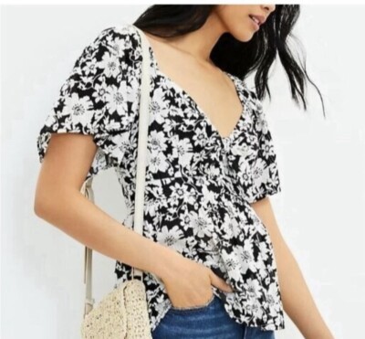 NWT LOFT Black & White Floral Flutter Sleeve Tie Top - XS
