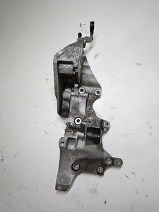 Halter Klimakompressor Lichtmaschine VW Audi Seat Skoda 1.6 2.0TDI 03L903143Q