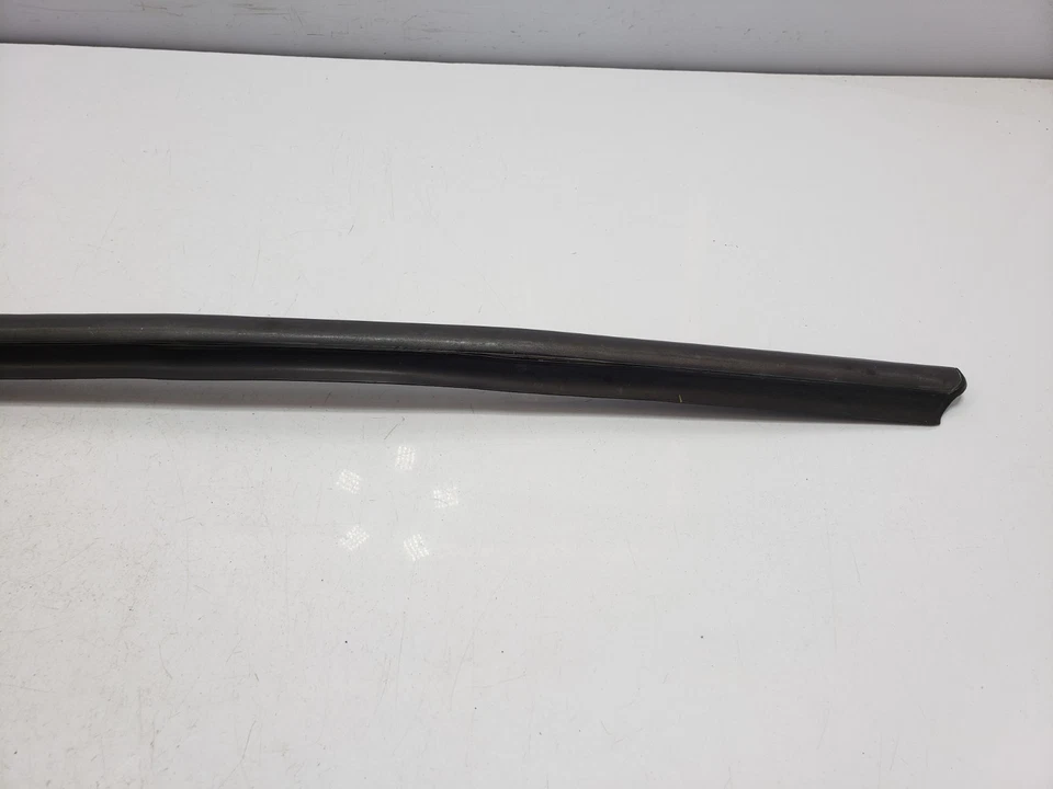✅ 97-04 OEM Jaguar XK8 Convertible Right Passenger Exterior Door Body Molding - Image 3 of 4