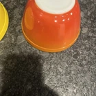 Vintage Pyrex 402 Yellow 1.5 Quart &   401 orange 1.5 Pint