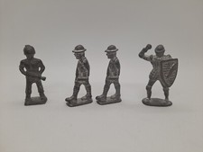 Lot Of 4 Miniature Lead Army Men About 2in Tall