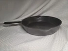GRISWOLD NO 7 CAST IRON SKILLET 701 B SMALL BLOCK  W/ FLUTED HANDLE